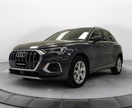 AUDI Q3 35 TDI quattro Business Advanced