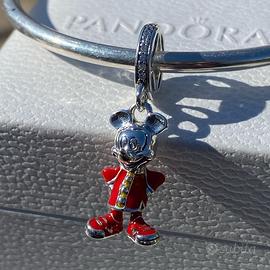 Pandora Disney Charm New Year 2020 Topolino