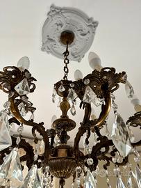 Lampadario antico in bronzo dorato e cristallo