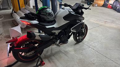 Cfmoto nk 800 advanced
