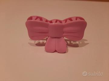 Fermaglio Fiocco gratis