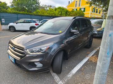 Ford Kuga st line 1.5 TDI Power shift 