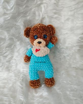 Orsetto uncinetto ciniglia 