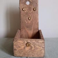 Rustica scatola in legno realizzata a mano 