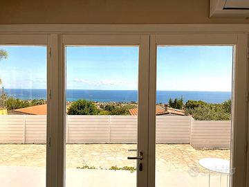 Panoramicissima villa indipendente