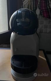 Macchina del caffè dolce gusto