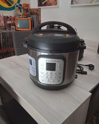 Instant pot elettrica usata 