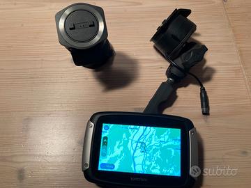 TomTom Rider 40 con supporto per auto e moto
