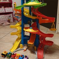 pista con macchinine