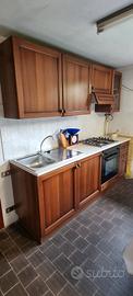 Cucina come nuova con elettrodomestici