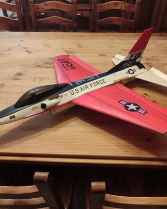 F16 Kyosho radiocomandato leggere bene!