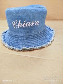 Cappello Bucket in Jeans con Ricamo "Chiara" e Bor
