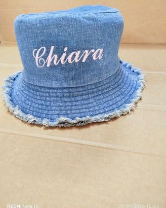 Cappello Bucket in Jeans con Ricamo "Chiara" e Bor