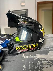 Casco airoh tuta e pettorina cross
