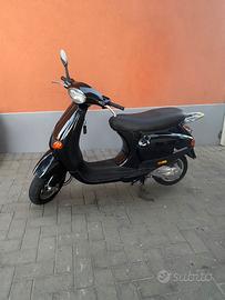 Vespa ET4