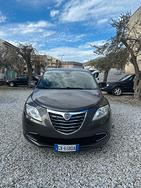 Lancia Ypsilon 1.2 69 CV 5 porte S&S Gold