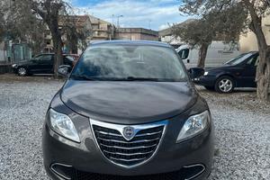 Lancia Ypsilon 1.2 69 CV 5 porte S&S Gold