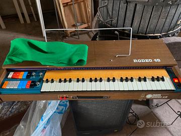 Tastiera vintage GEM Rodeo 49 funzionante