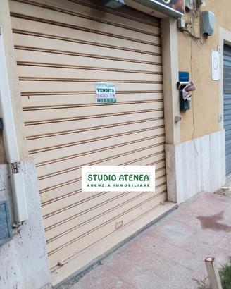 Via Dante Magazzino Uso Garage/Deposito