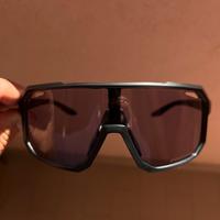 Occhiali ciclismo fotocromatico e polarizzati