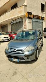 Citroen C3 2006. 1.4 diesel con gancio traino