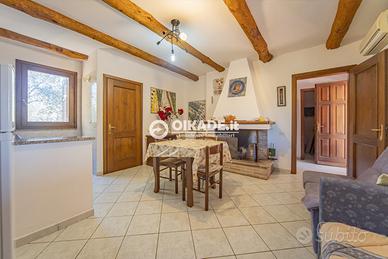 Pula Loc. Sa Guardia Longa - Villa con terreno