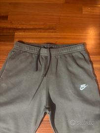 Pantaloni tuta Nike - Taglia L