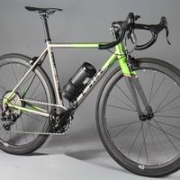 Bici elettrica da corsa E-verest