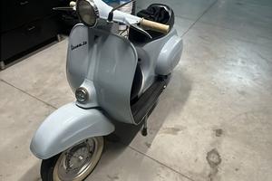 Vespa 50 N faro tondo 1965