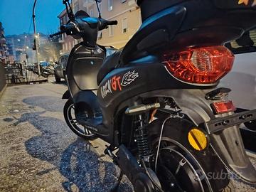 Wizy GT 500 – Scooter Elettrico 500W • 48V