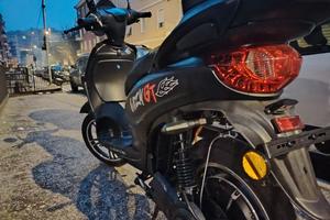 Wizy GT 500 – Scooter Elettrico 500W • 48V