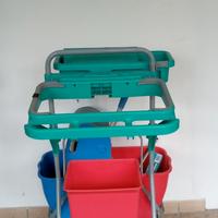 Carrello per pulizie
