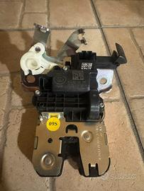 Serratura bagagliaio audi