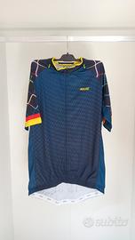 Maglia CICLISMO tg. L UOMO !!!MAI USATA!!!