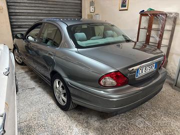 Jaguar X-Type 2.0D Classic