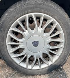 Copricerchi originali Lancia Y