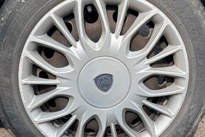 Copricerchi originali Lancia Y