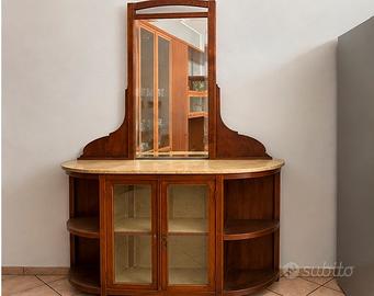 Vetrinetta antica