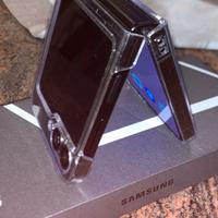  Galaxy Z Flip7fe