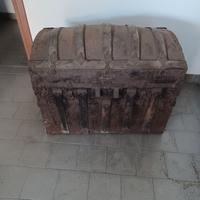 Baule da carrozza da restaurare