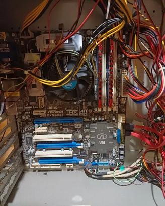 CPU i5-2500K + 8GB RAM + Scheda Madre ASRock Z68