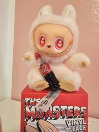 Labubu edizione Coca-Cola