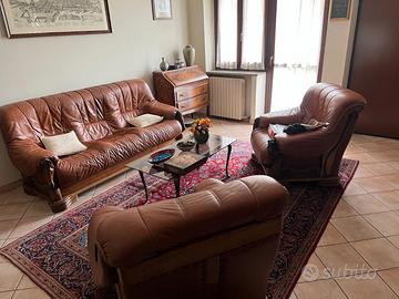 Salotto in pelle - divano e poltrone