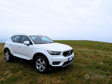 VOLVO XC40 T3 MOMENTUM PRO 2021