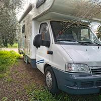 CAMPER MANSARDATO 