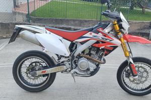 Hm 125  4 tempi