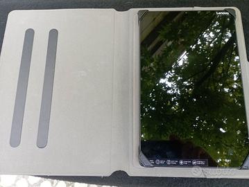 palmare Lenovo con custodia 