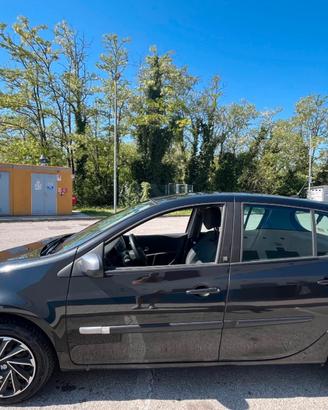 Renault Clio GPL 2010