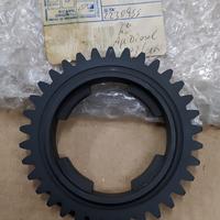 Ingranaggio 4^ cambio ape 703 diesel 2230955