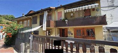 Immobile in asta di 142 m² con 2 locali e box auto